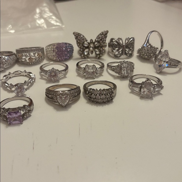Costume jewelry lot / rings - Picture 3 of 6